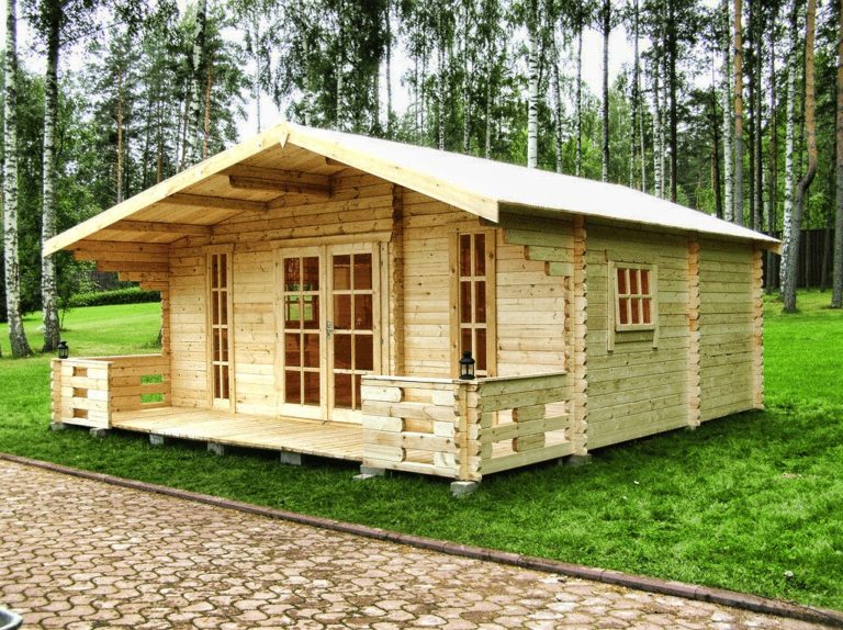Dřevěný zahradní domek SANTIAGO – čelní pohled na přírodní dřevo