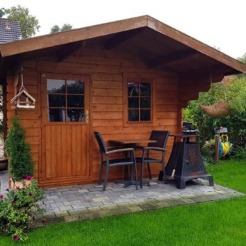 jak ukotvit zahradni domek