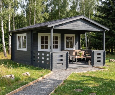Zahradní domek MONTANA – vizualizace: barevná varianta – antracitová s bílými rámy